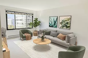 1105 Spring St, Seattle, WA 98104 - Photo 1