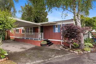 415 Lakeview Rd, Lynnwood, WA 98087 - Photo 1