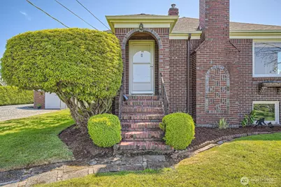 10758 22nd Avenue SW, Seattle, WA 98146 - Photo 1