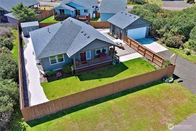 1233 Camero Loop SW, Ocean Shores, WA 98569 - Photo 1