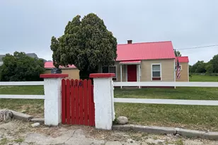 116 Main St, Riverside, WA 98849 - Photo 1