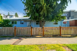 310 E Division St, Arlington, WA 98223 - Photo 1