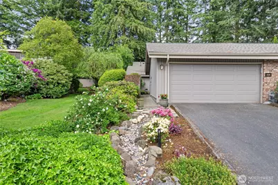 114 143rd Place NE, Bellevue, WA 98007 - Photo 1
