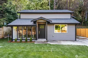 3718 W Arsenal Way, Bremerton, WA 98312 - Photo 1