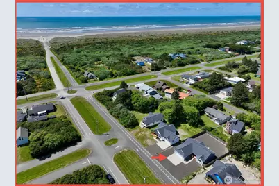 172 Pacific Boulevard NW, Ocean Shores, WA 98569 - Photo 1