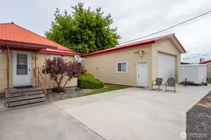 301 E Chelan St, Coulee City, WA 99115 - Photo 1