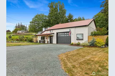 957 SW Camano Drive, Camano Island, WA 98282 - Photo 1