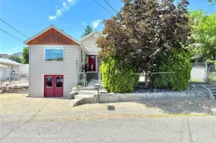 926 S 4th Ave, Okanogan, WA 98840 - Photo 1