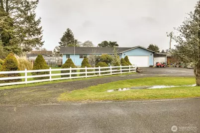 208 N Broadway Street, Westport, WA 98595 - Photo 1