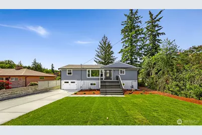 617 Hillcrest Drive, Anacortes, WA 98221 - Photo 1