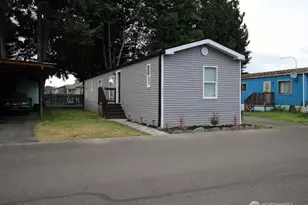 401 37th St SE, Auburn, WA 98002 - Photo 1