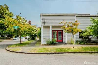2301 NW 67th Street, Seattle, WA 98117 - Photo 1