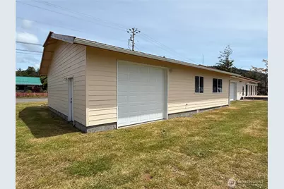 665 State Rt 101, Chinook, WA 98614 - Photo 1
