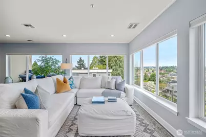 2627 Warren Avenue N #200, Seattle, WA 98109 - Photo 1