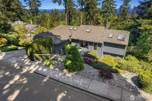 4906 157th Ave SE, Bellevue, WA 98006 - Photo 1