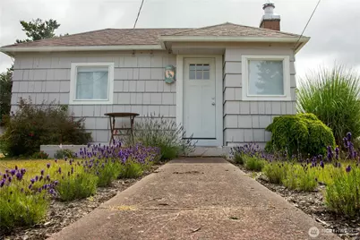 908 Washington Avenue N, Long Beach, WA 98631 - Photo 1