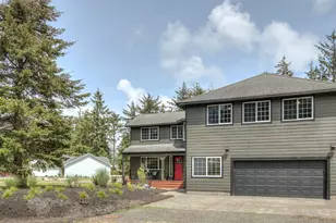 872 Albion Ave SE, Ocean Shores, WA 98569 - Photo 1