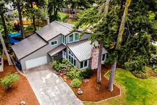 707 Seamount Dr, Port Angeles, WA 98363 - Photo 1