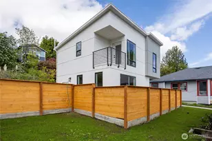 4421 49th Ave S, Seattle, WA 98118 - Photo 1