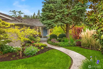 7915 SE 34th Street, Mercer Island, WA 98040 - Photo 1