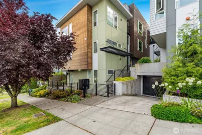 3923 2nd Avenue NE, Seattle, WA 98105 - Photo 1