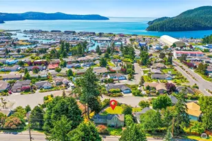 5712 Sugarloaf St, Anacortes, WA 98221 - Photo 1