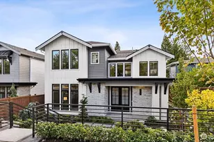 215 8th Ave W, Kirkland, WA 98033 - Photo 1