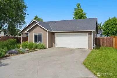 252 NW Ruby Lane, College Place, WA 99324 - Photo 1