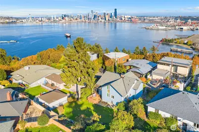 2301 37th Avenue SW, Seattle, WA 98126 - Photo 1