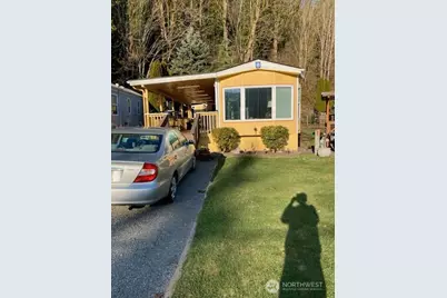 22989 Lake McMurray Lane #8, Mount Vernon, WA 98275 - Photo 1