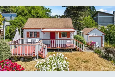 1206 Charlotte Avenue W, Bremerton, WA 98312 - Photo 1