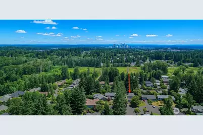 655 152nd Avenue NE, Bellevue, WA 98007 - Photo 1