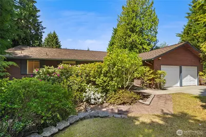 9727 162nd Avenue NE, Redmond, WA 98052 - Photo 1