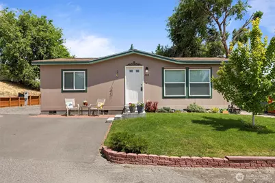 324 Mojave Court, West Richland, WA 99353 - Photo 1