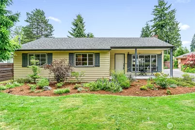 13720 Corliss Avenue N, Seattle, WA 98133 - Photo 1