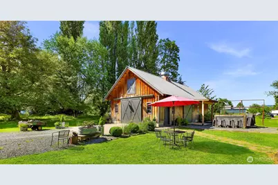 329 Columbia Street, Sumas, WA 98295 - Photo 1