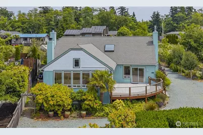 1971 Fircrest Avenue, Coupeville, WA 98239 - Photo 1