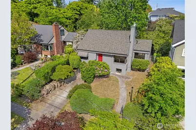 6522 48th Avenue NE, Seattle, WA 98115 - Photo 1