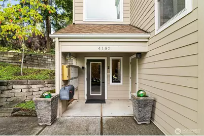 4152 Providence Point Dr SE #207, Issaquah, WA 98029 - Photo 1