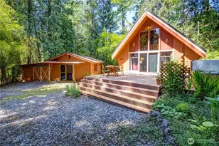 31 E Annas Pl, Shelton, WA 98584 - Photo 1