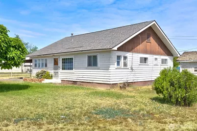 311 Franklin Avenue, Toppenish, WA 98948 - Photo 1