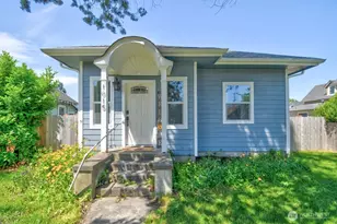 1015 N Pearl St, Centralia, WA 98531 - Photo 1