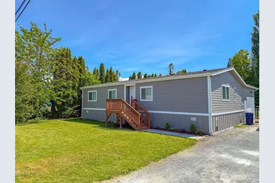 435 Third Street, Sumas, WA 98295 - Photo 1