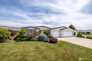 580 Canyon Dr, East Wenatchee, WA 98802 - Photo 1