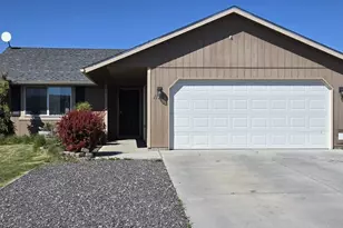 1175 E Cypress St, Othello, WA 99344 - Photo 1