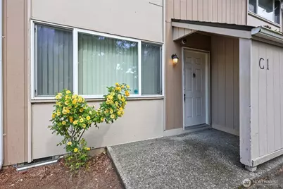 2300 9th Avenue SW #C1, Olympia, WA 98502 - Photo 1
