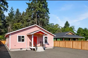 714 N 3rd St, Westport, WA 98595 - Photo 1