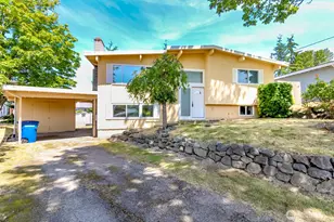 24700 21st Ave S, Des Moines, WA 98189 - Photo 1