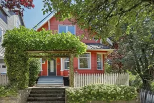 208 15th Ave, Seattle, WA 98122 - Photo 1