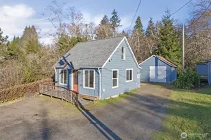 325 E State Route 4, Cathlamet, WA 98612 - Photo 1